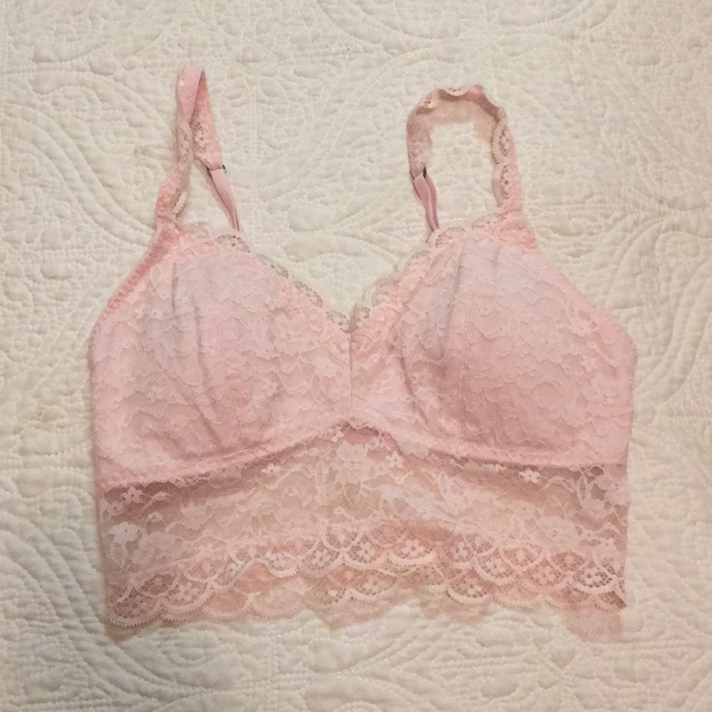 Adorable Gilly Hicks baby pink bralette XS.